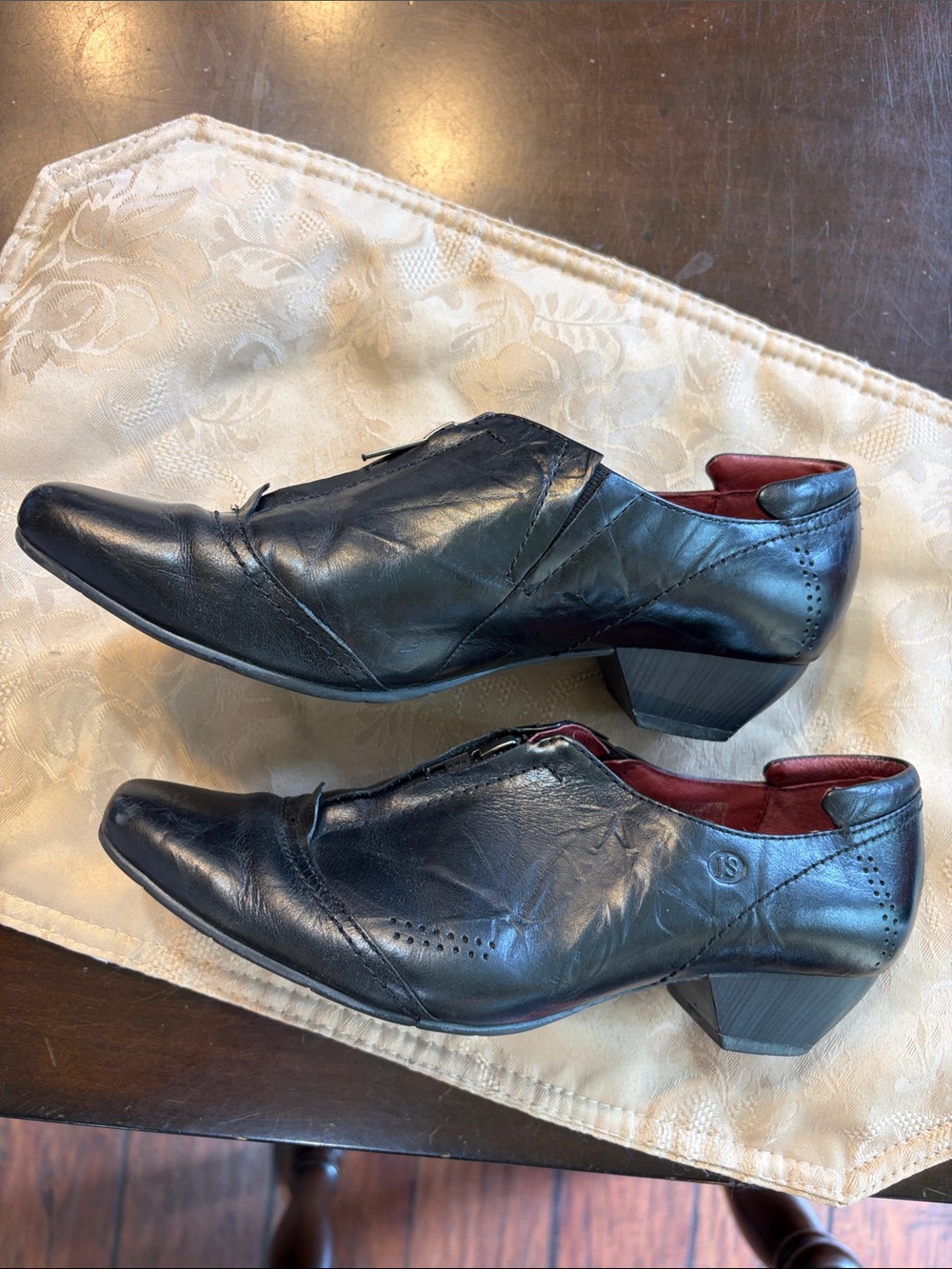Josef Seibel Black Leather Low Heel Ankle Booties with Red Interior - Picture 3 of 5